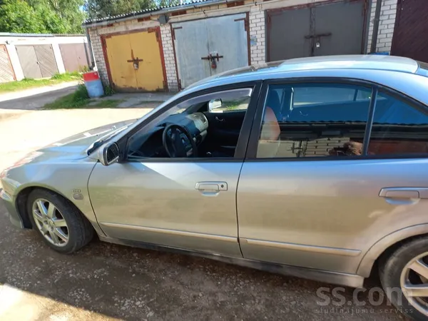 Mitsubishi Pardot Mitsubisi Galant. Просторная очень удобная