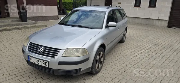 Volkswagen Pārdodu Volkswagen Variant (2001. gads) ejošā stāv