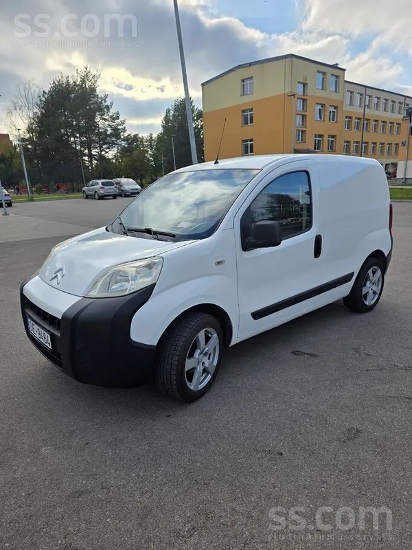 Citroen Pārdodu darba automašīnu labā tehniskā stāvoklī.