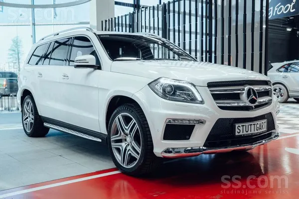 Mercedes Mercedes Benz GL 350 Bluetec 4Matic. Teicamā vizuā