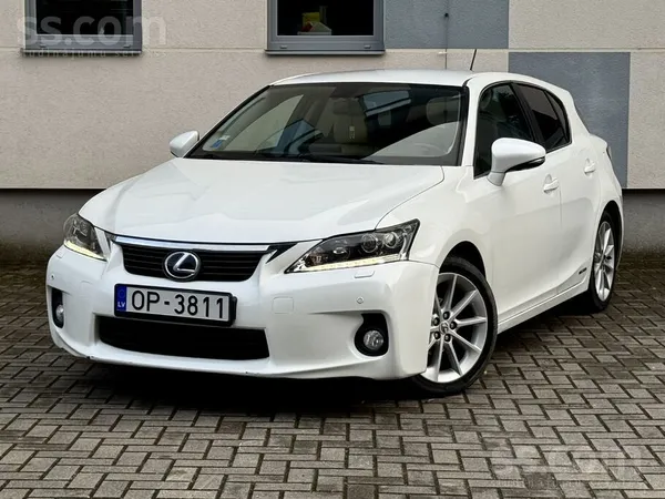 Lexus Pārdodu Lexus Ct200H, 2011. gada modelis. Auto tik
