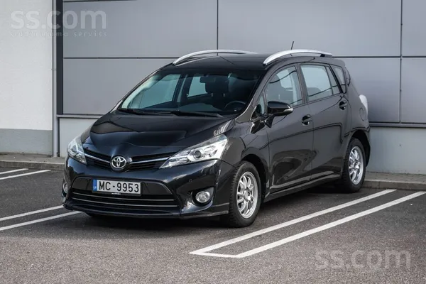 Toyota Garantija - 1 gads bez nobraukuma ierobežojuma. 