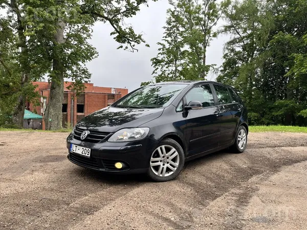Volkswagen Pārdodu Volkswagen Golf Plus Goal