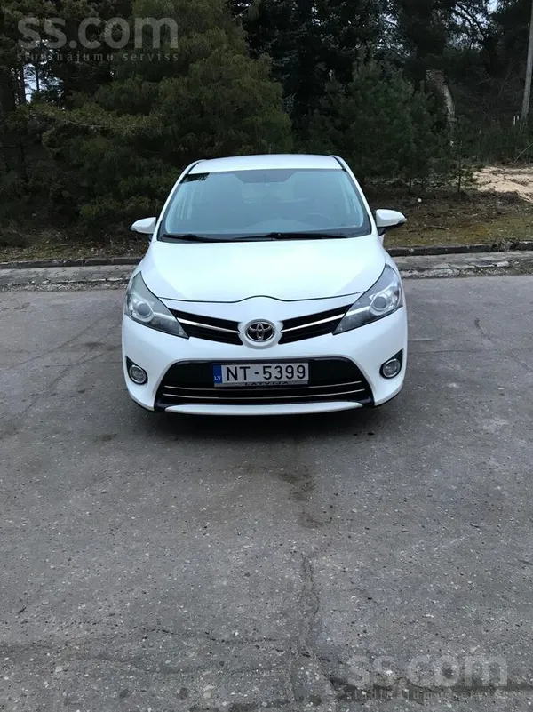 Toyota Pārdod Toyota Verso 2014.g. , labā tehniskā stavok