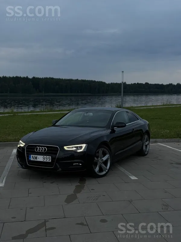 Audi Pārdodu Audi A5 Coupe Facelift 2012. gada modeli a