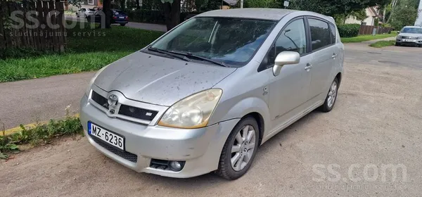 Toyota Pārdod Corolla Verso. Auto ar TA līdz 19.11.2026.,