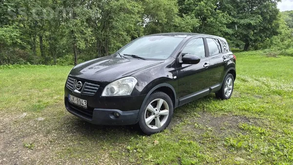 Nissan Pārdod auto jo nesen iegādāts jauns transportlīdze