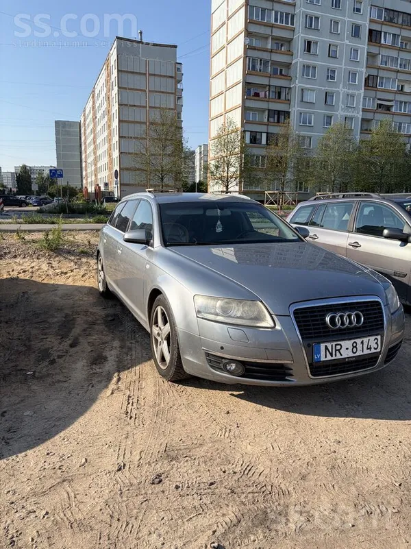 Audi Audi A6 Сб с дефектом двигателя. 