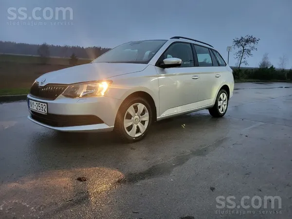 Škoda Fabia 1.4 Tdi 66Kw Euro6
Perfektā tehniskā un vizuālā stāvoklī. 
Deg