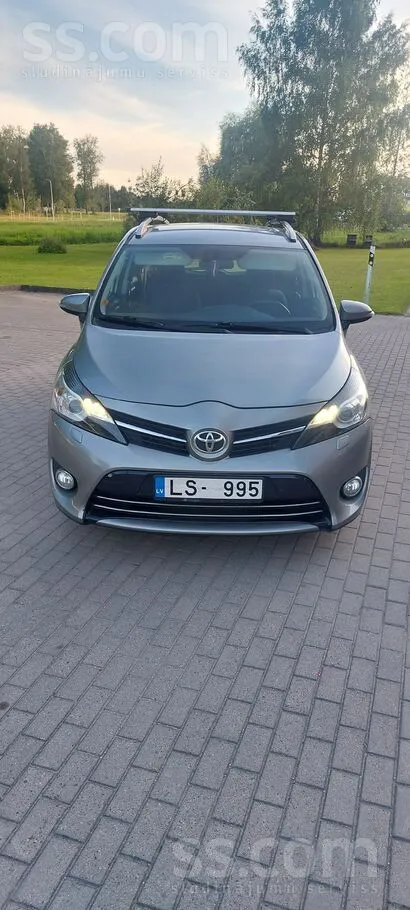 Toyota Pārdodas Ekskluzīvs Modelis. Toyota Verso 1.8 Benz