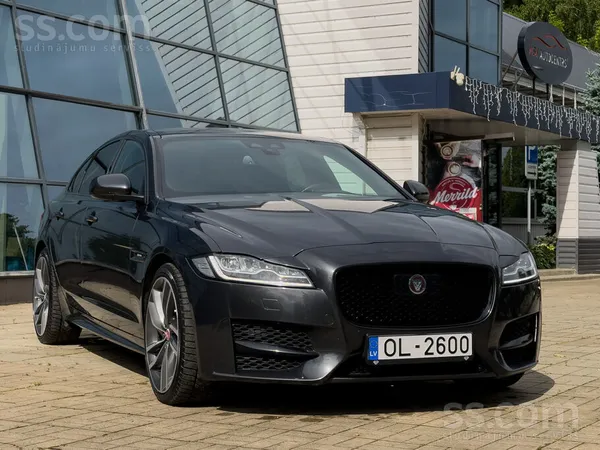 Jaguar Jaguar XF 3.0 dīzelis, Automāts