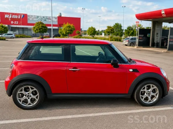 Mini Mini One 1.6 Benzīns 2010. gads Mehāniskā kārba