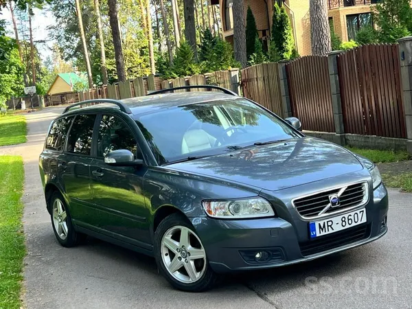 Volvo V50 1.6D, 2008. gads. 
Pārdodu ekonomisku un uzticamu Volvo V50. Auto