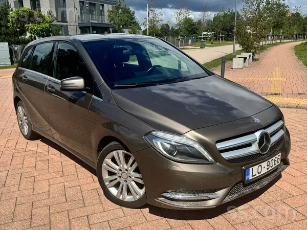 Mercedes Pārdodu Mercedes-Benz B200 Cdi, 2013. (W246), 1.8 