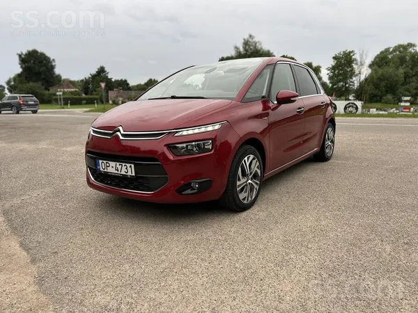 Citroen Pārdodam ļoti koptu un bagātīgi aprīkotu Citroën C