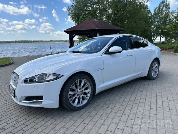 Pārdod, Jaguar XF, 2012 / 3.0L / Baltā krāsā. 
Sakarā ar hierarhijas maiņu ģimenē, tiek pārdots lolots, kopts un ļoti dinami ...