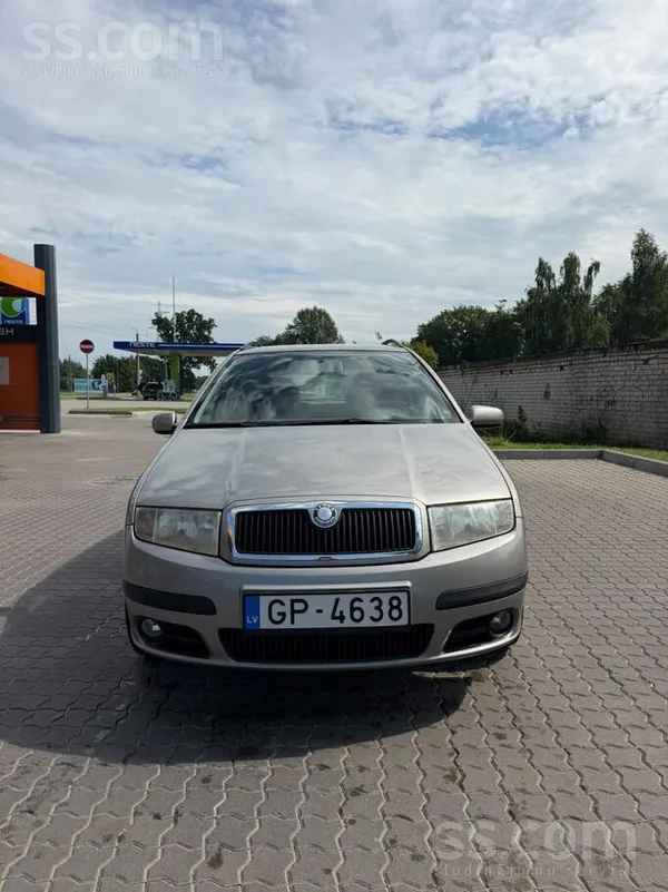 Skoda Škoda Fabia, 2007. gads – 1.2 benzīns, manuālā kār