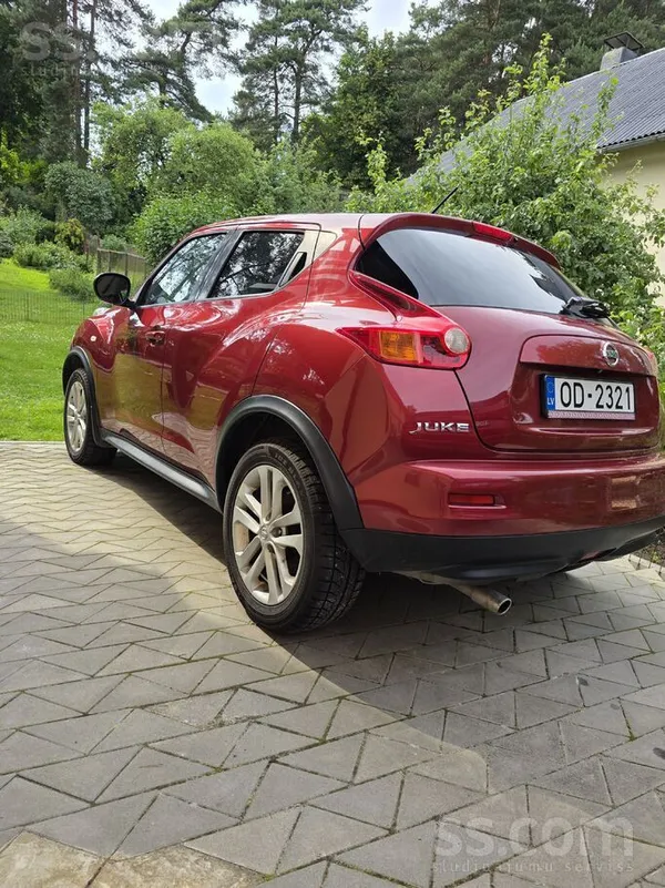 Nissan Automašīna labā tehniskā un vizuālā stāvoklī. ...