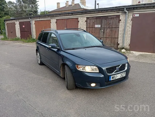Volvo Nesen izieta svaiga TA ar pamata pārbaudi. 