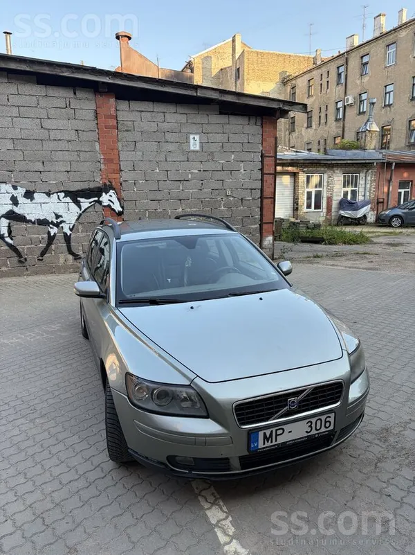 Volvo V50 1.6D (2006) - 1450 €

Universālis, 1.6 dīzelis, manuālā kārba. T
