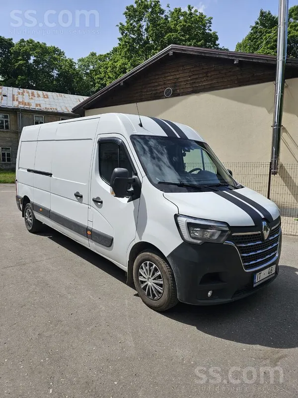 Renault Sia tirgo labu koptu busu. Automašīna iegadāta jau