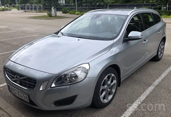 Volvo Pārdod Volvo V60 Ocean Race. 2.0 litru, piecu cili