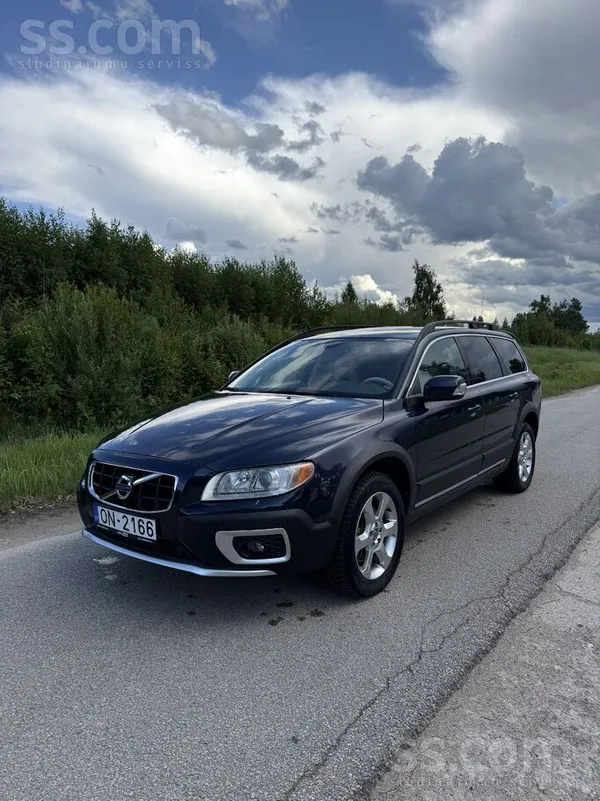 Pārdodu Volvo Xc70 D5 Awd Summum, 2010. gads. 

2.4 D5 dīzeļdzinējs, 151 k