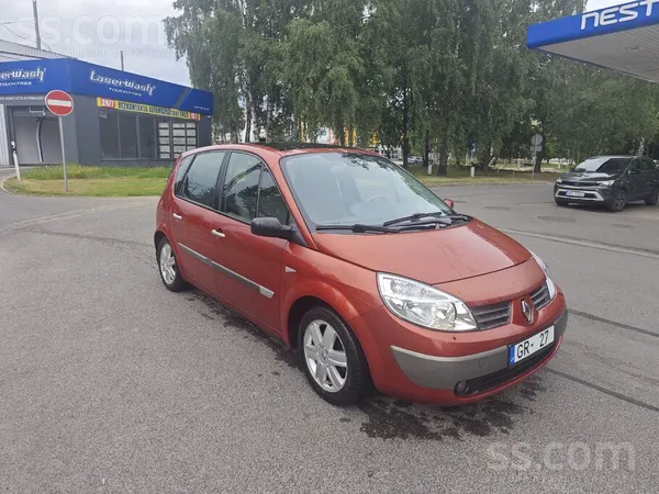 Renault Pārdod Renault Scenic. Jaunā skate līdz 07.2027. t