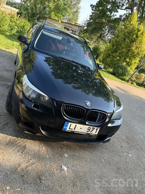 BMW Pārdod BMW E61 525d