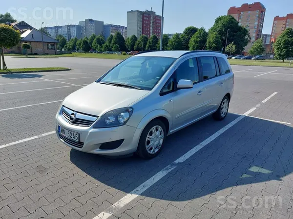 Opel Продаю Opel Zafira B 1.7 дизель 81kw. Есть дефекты