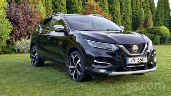 Nissan Pārdodu Nissan Qashqai 1.3Dig-T automāts Tekna+ ko
