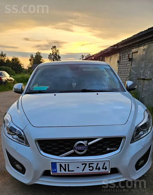 Volvo Volvo C30 R-Desing. Pārdodu reti sastopamo C30 ar 