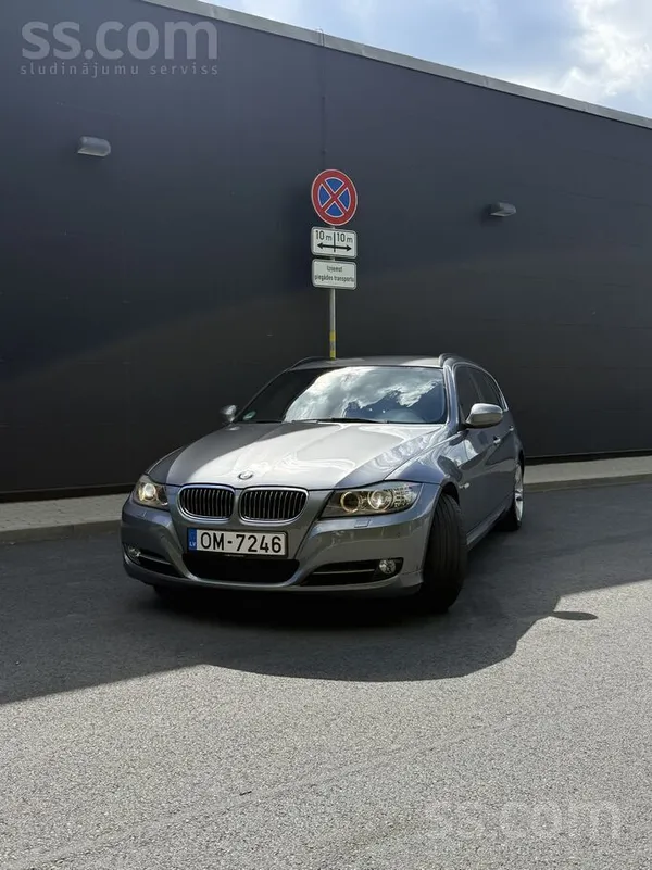 BMW BMW 318D Touring, 2012. gads, 2.0 dīzelis, automāt