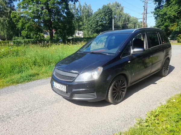 Opel Pārdodu opel zafira b, 2005 gads, 1.9cdti 88kw, ma