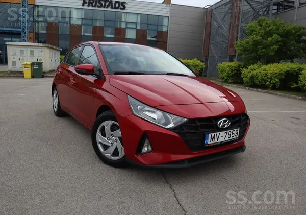 Hyundai Garantija - 1 gads bez nobraukuma ierobežojuma. 
