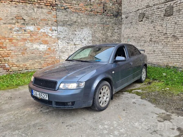 Audi Pārdodu Audi A4 B6 Mehāniska ātrumkārba. TA līdz 2