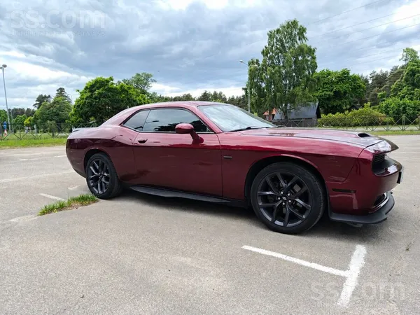 Dodge Dodge Challenger 3.6 V6 2019 Бандит ищет нового хо