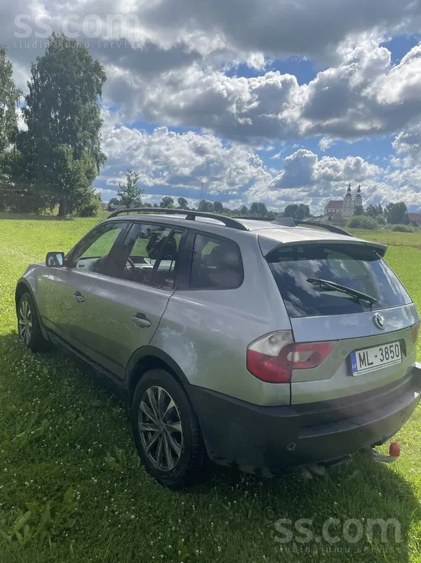 BMW Pārdodu x3 labā stāvoklī ar jaunu skati mazi vizua