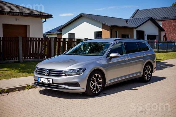 Volkswagen VW Passat 1.5 Tsi ar automātisko pārnesumkārbu. 