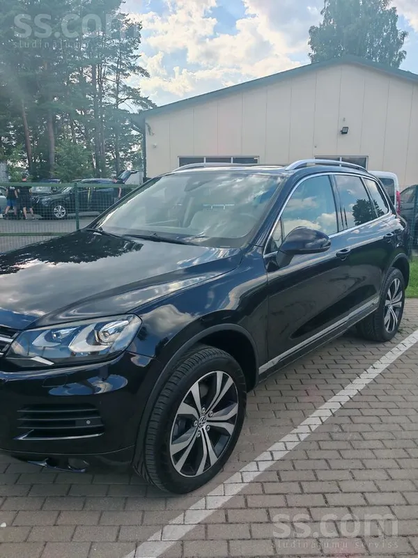 Volkswagen Ekskluzīvs, rets un īsts V8. Lieliskā tehniskā un