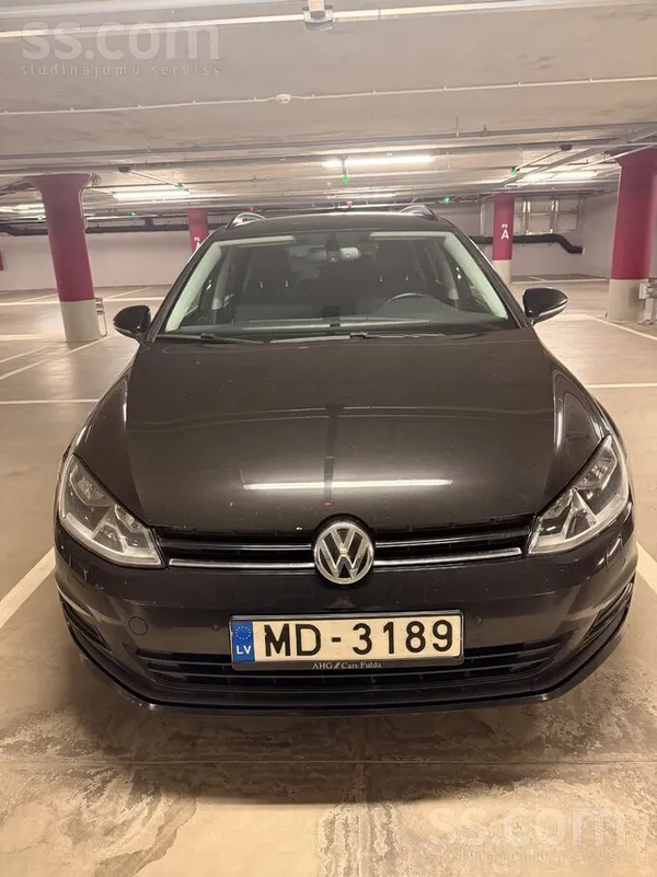 Volkswagen Pārdod VW Golf Vii labā tehniskā stāvoklī. Automaš