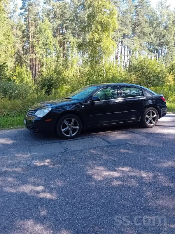 Pārdodu Chrysler Sebring ar 2.0 benzīna dzinēju, aprīkots ar gāzes iekārtu,