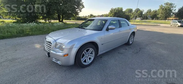Chrysler Pārdod Chrysler 300C 3.5 V6 benzīns/gāze. 