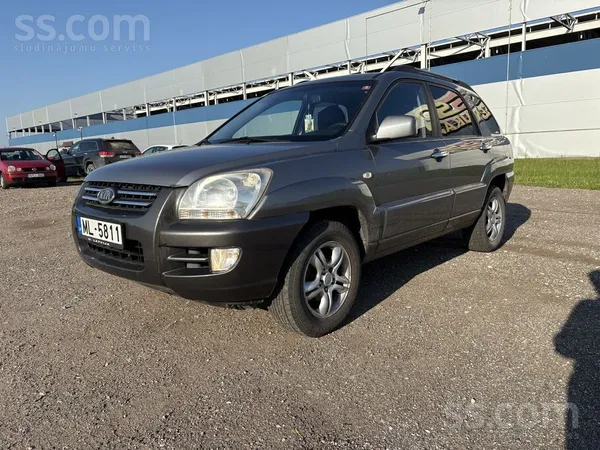 KIA Kia Sportage 2.0 Crdi dīzelis 83 kw 110 z. s pirmā