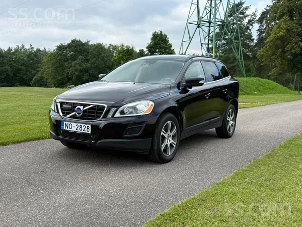 Volvo Uzticams un kopts Volvo Xc60 teicamā tehniskā stāv