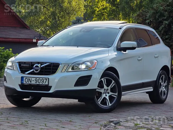 Volvo Xenium. Adaptīvā. Blis. Kamera. Panorama. Awd. Tik