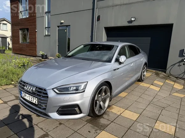 Audi Pārdod ļoti koptu Audi A5 Quattro 190zs, ar oriģin