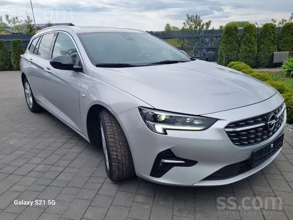 Opel Opel Insignia 1.5D automāts. Automašīna ar nelielu