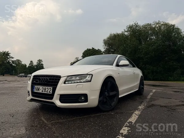 Audi Pārdodu ļoti skaistu un koptu Audi A5 baltā krāsā.