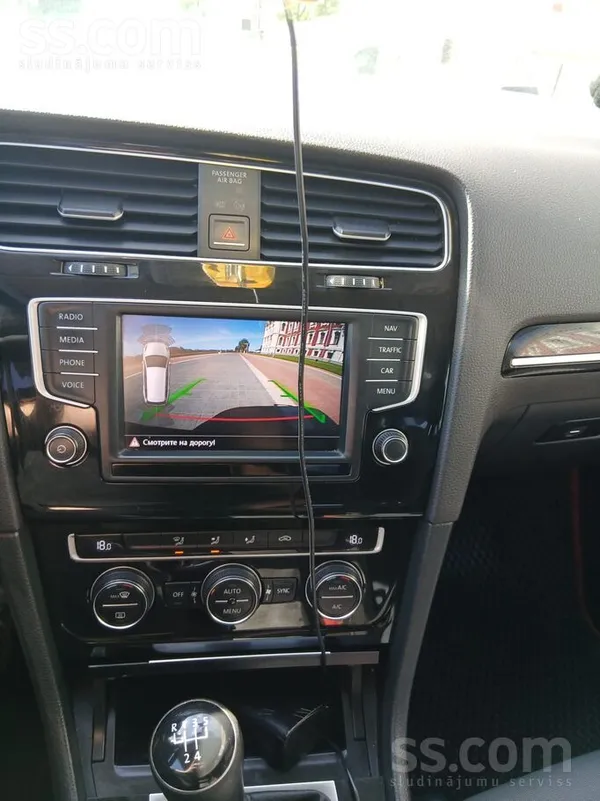 Volkswagen Pārdod koptu ģimenes auto: Volkswagen Golf 7. 2016